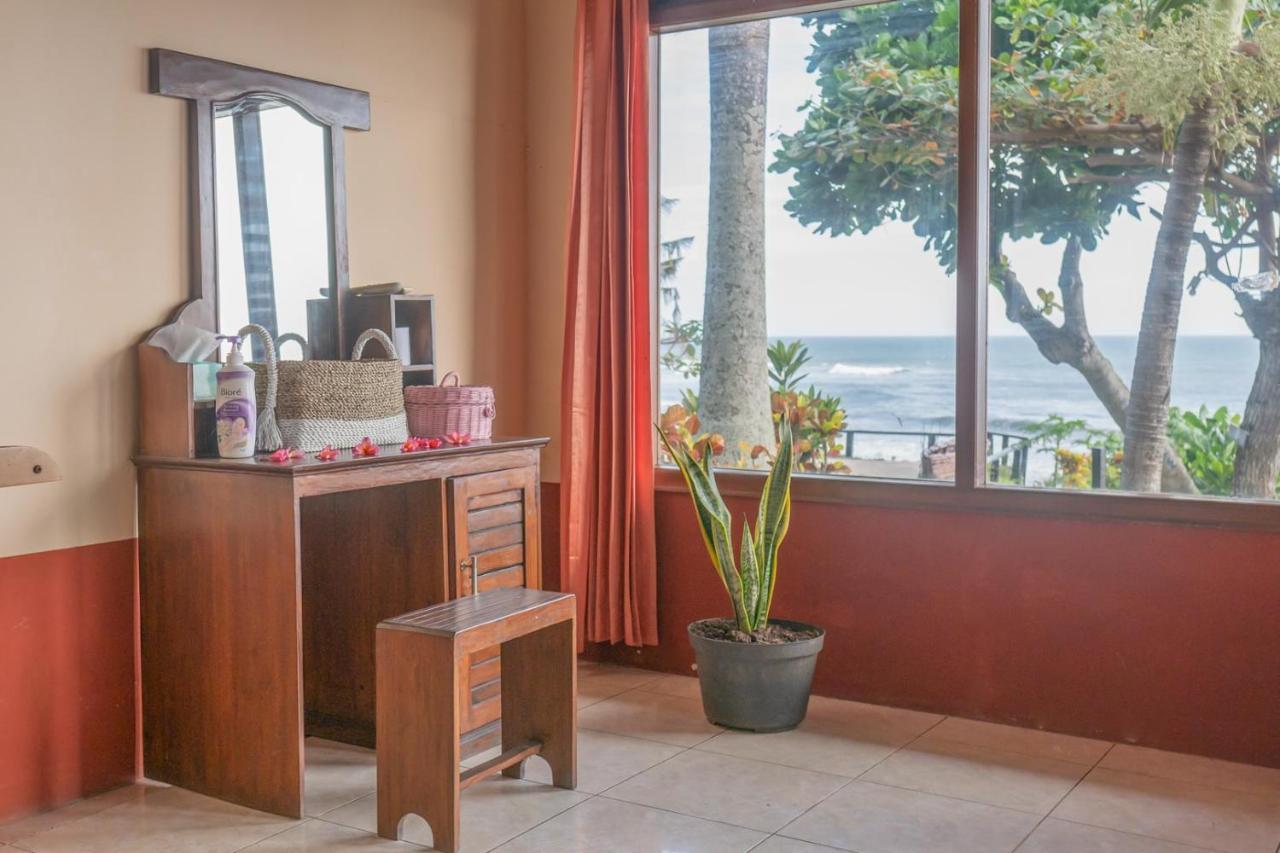 Soka Indah Restaurant & Bungalows Selemadeg  Екстер'єр фото